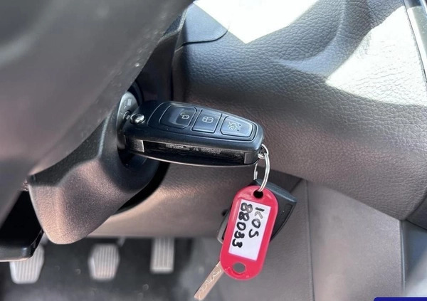 Ford Focus cena 34700 przebieg: 158202, rok produkcji 2018 z Wieliczka małe 742